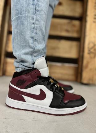 Кроссовки air jordan 1 mid maroon black