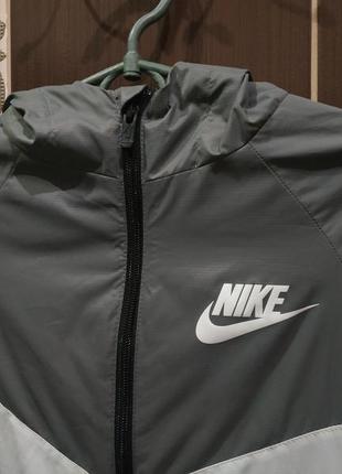 Женская куртка, ветровка nike sportswear windrunner2 фото