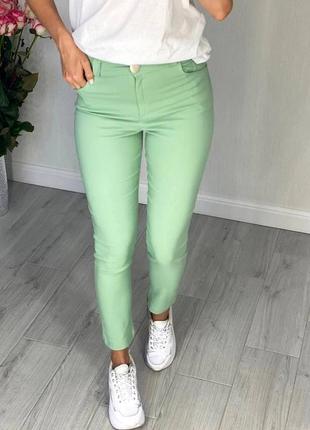 Женские зауженные джинсы 4 цвета, 42-54 размеры6 фото