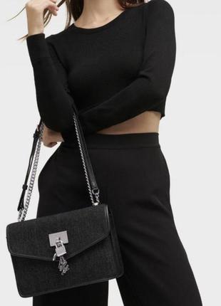 Сумка жіноча сумочка donna karan dkny донна каран жіноча шкіра 2022 2023 мода тренд багет ланцюг