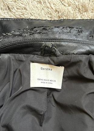 Куртка кожаная черная bershka5 фото