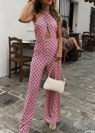 Летний розовый комбинезон