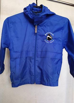 Куртка, вітровка.