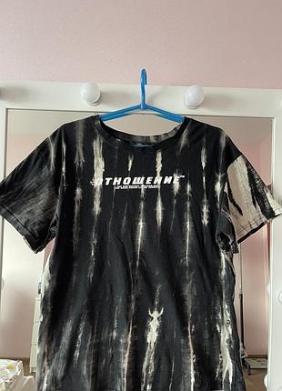 Молодежная футболка