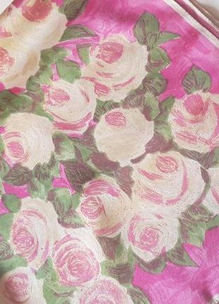 Велика шовкова хустка принт троянда7 фото