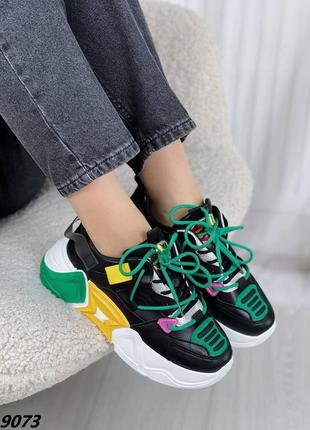 Яркие молодежные кроссовки на утолщенной подушке6 фото