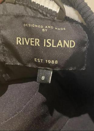 Куртка-бомбер з нашивками від river island6 фото