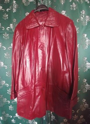Бордовая кожаная куртка, на размеры 54 - 58