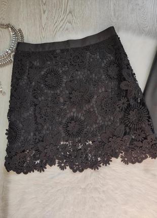 Черная короткая юбка мини ажурная гипюр цветочная вышивка нарядная карандаш topshop5 фото