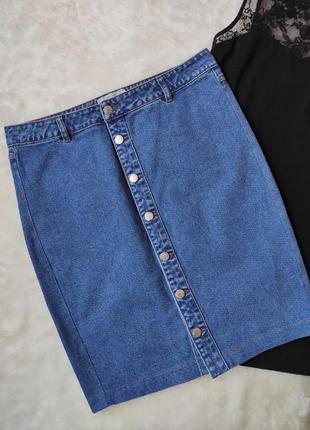 Синяя голубая длинная джинсовая юбка миди короткая с кнопками спереди пуговицами стрейч батал4 фото