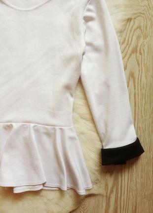 Біла блуза з баскою кофточка з рукавами чорного тепла джемпера ошатний однотонна офісна3 фото