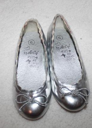 Серебряные туфельки 9 размера (наш 27)5 фото