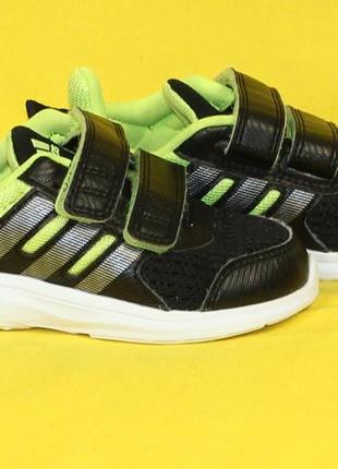 Кросівки adidas розмір 22