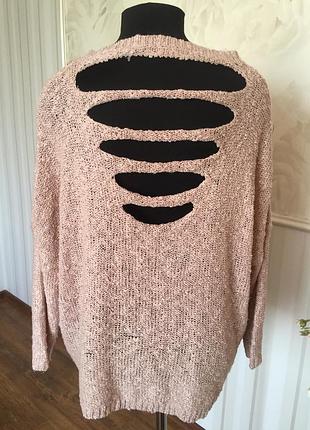 Стильный свитер букле с интересной спинкой, размер 50-52-54.