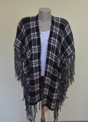 Стильный фирменный кардиган -пончо в клеточку