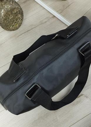 Стильна містка  та зручна сумка5 фото