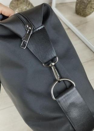 Стильна містка  та зручна сумка4 фото