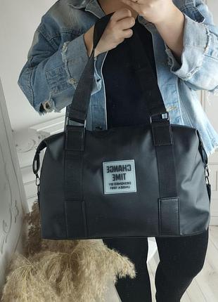 Стильна містка  та зручна сумка9 фото