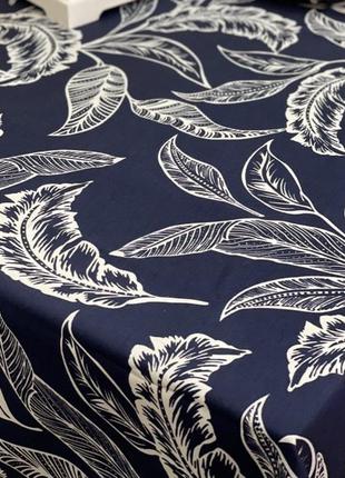 Скатертина тефлонова синій лист з водовідштовхуючим ефектом