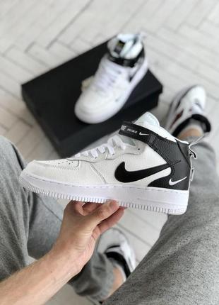 Мужские кроссовки nike air force 1 mid white black  40-444 фото