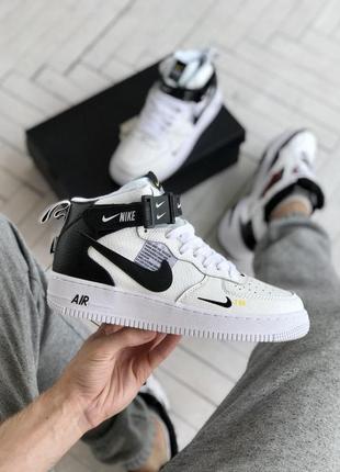 Чоловічі кросівки nike air force 1 mid white black  40-441 фото