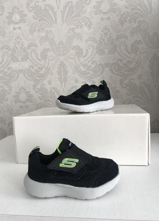 Дитячі кросівки skechers