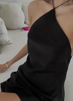 Маленькое черное платье, легкое с открытой спиной4 фото