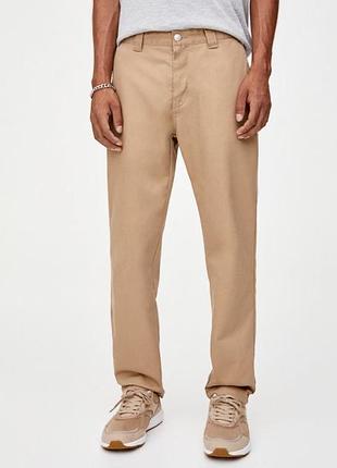 Мужские брюки pull&bear, в цвете беж. состояние новых.