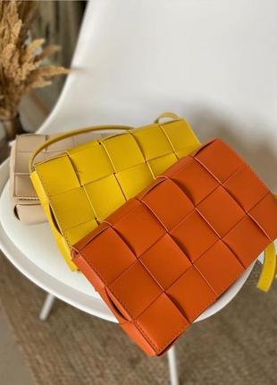 Оранжевая сумочка кросс-боди3 фото