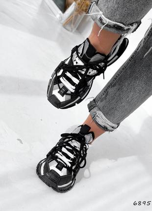 Чорні білі сірі шкіряні масивні кросівки на масивній грубій товстій підошві платформі6 фото