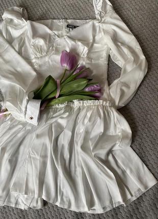Нерельно красива шовкова сукня2 фото
