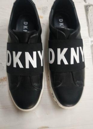 Кеди dkny