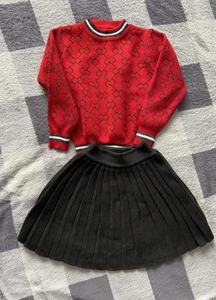 Костюм юбка и свитер на девочку 3-4 года