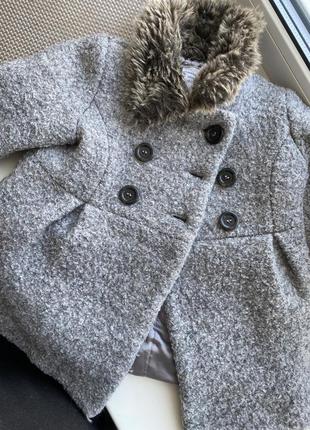 Пальто для дівчинки