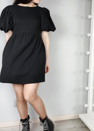 Фактурное черное платье с объемными рукавами topshop3 фото