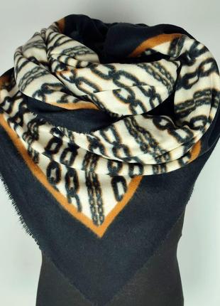 Zara великий шарф - палантин