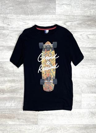 Divided футболка оригинал xs skate