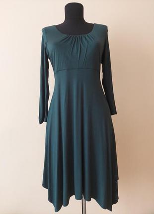 Легкое весеннее платье