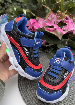 Невероятно стильные кроссовки с лед подсветкой!