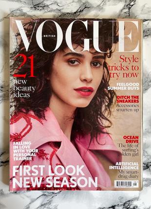 Глянцевий журнал vogue british gucci august 2017 / вог британія серпень 2017 / 192 стр.