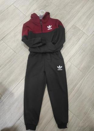 Спортивный костюм