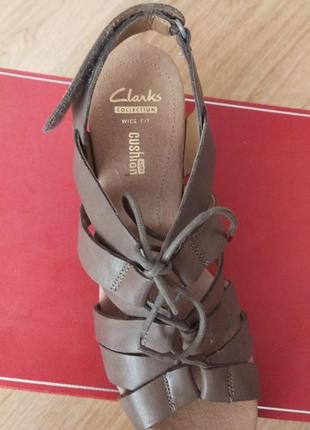 Пролет кожаные мягкие суперудобные босоножки clarks3 фото