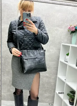 Черная стильная большая женская сумка формата а4 с кошельком в комплекте, 2 больших кармана спереди9 фото