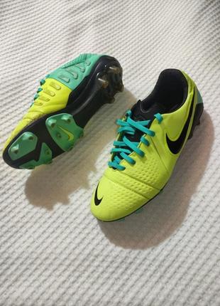 Бутси копочки професійні nike ctr360 maestri iii fg3 фото