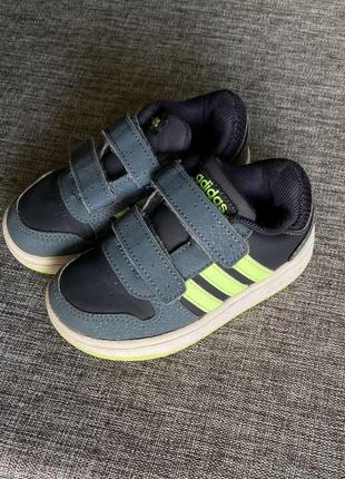 Кожаные кроссовки adidas 24