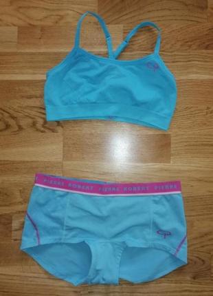 Комплект спортивного белья топ трусики pierre robert