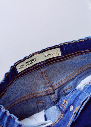 Стрейчевые джинсовые шорты мальчику артикул: 147352 фото