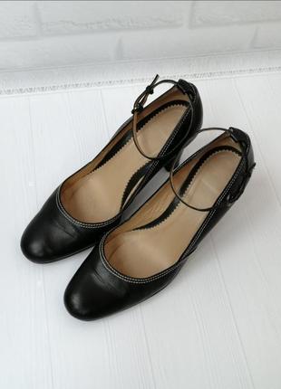 Черные базовые кожаные туфли на устойчивом каблуке unisa 🌺5 фото