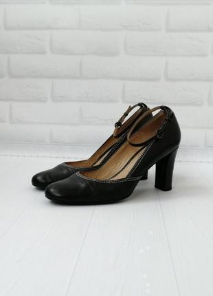Черные базовые кожаные туфли на устойчивом каблуке unisa 🌺1 фото