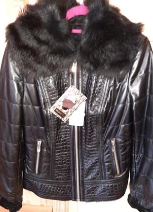 Зимняя куртка новый размер s